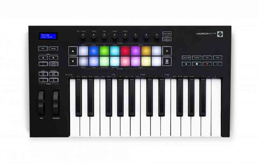 Novation Launchkey 25 Mk3 USB/MIDI Keyboard with Arpeggiator