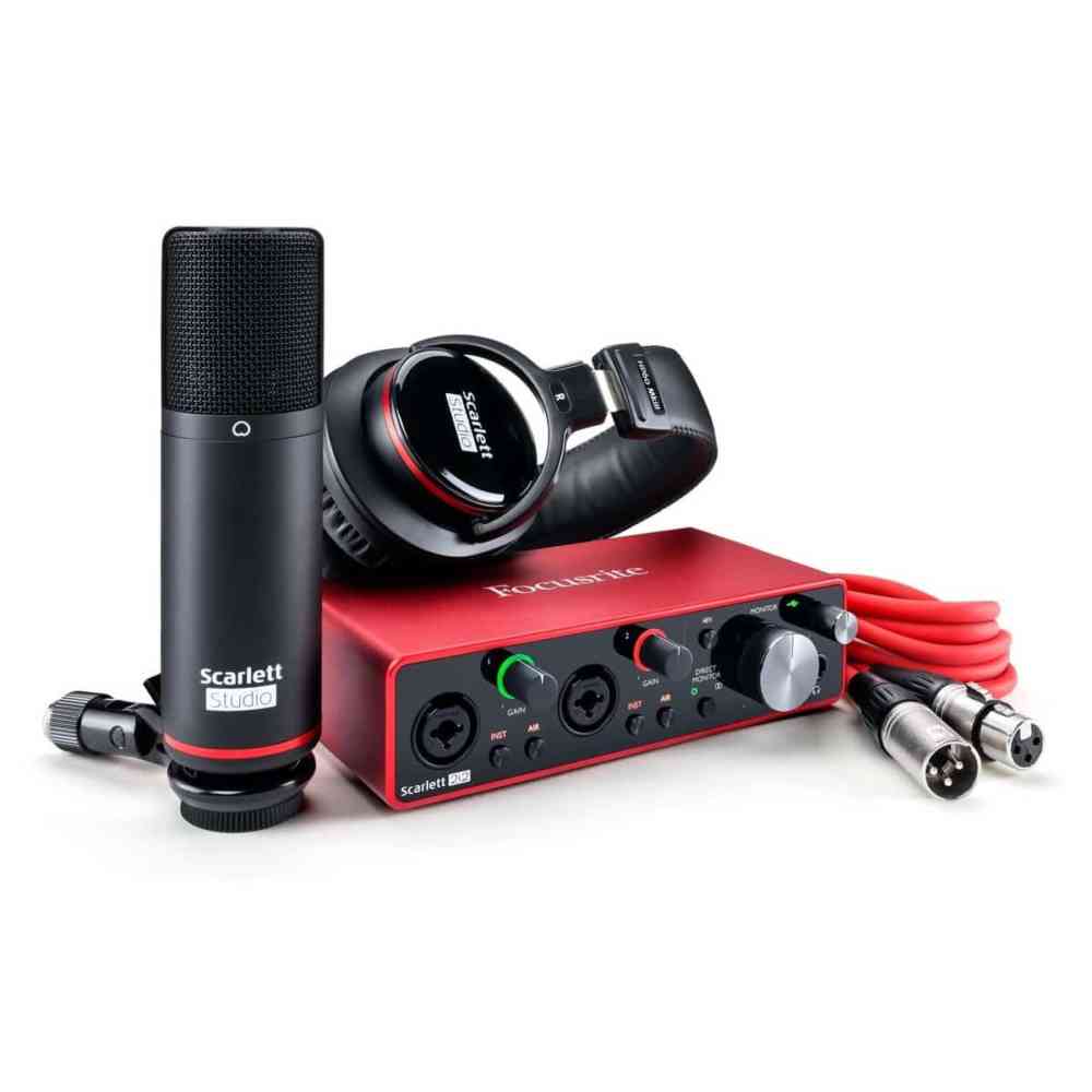 Focusrite Scarlett 2i2 Studio Bundle (3rd Gen)