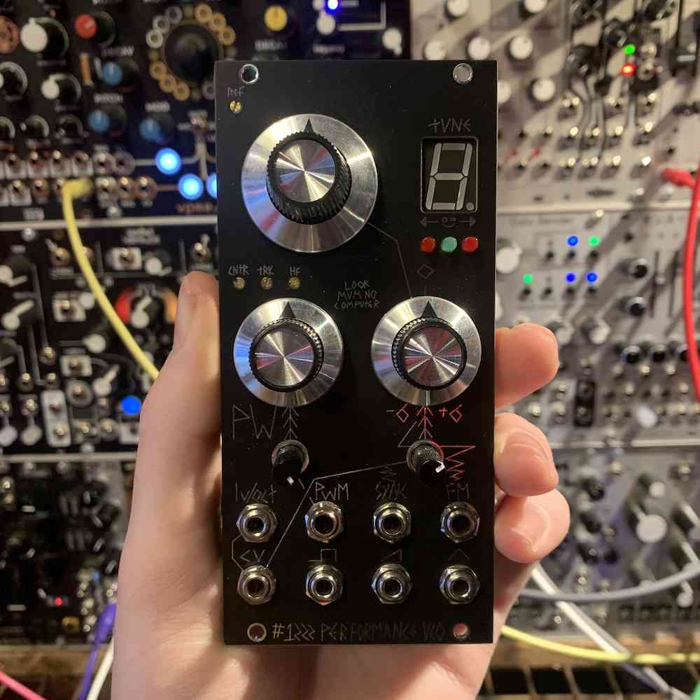 Look Mum No Computer 1222 Performance VCO Eurorack Module [Ex-Demo]