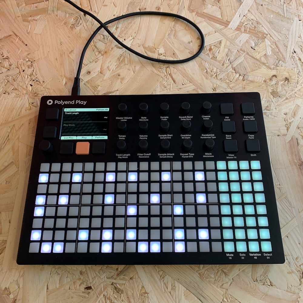 Polyend Play Sample and Midi Groovebox [Ex-Demo]