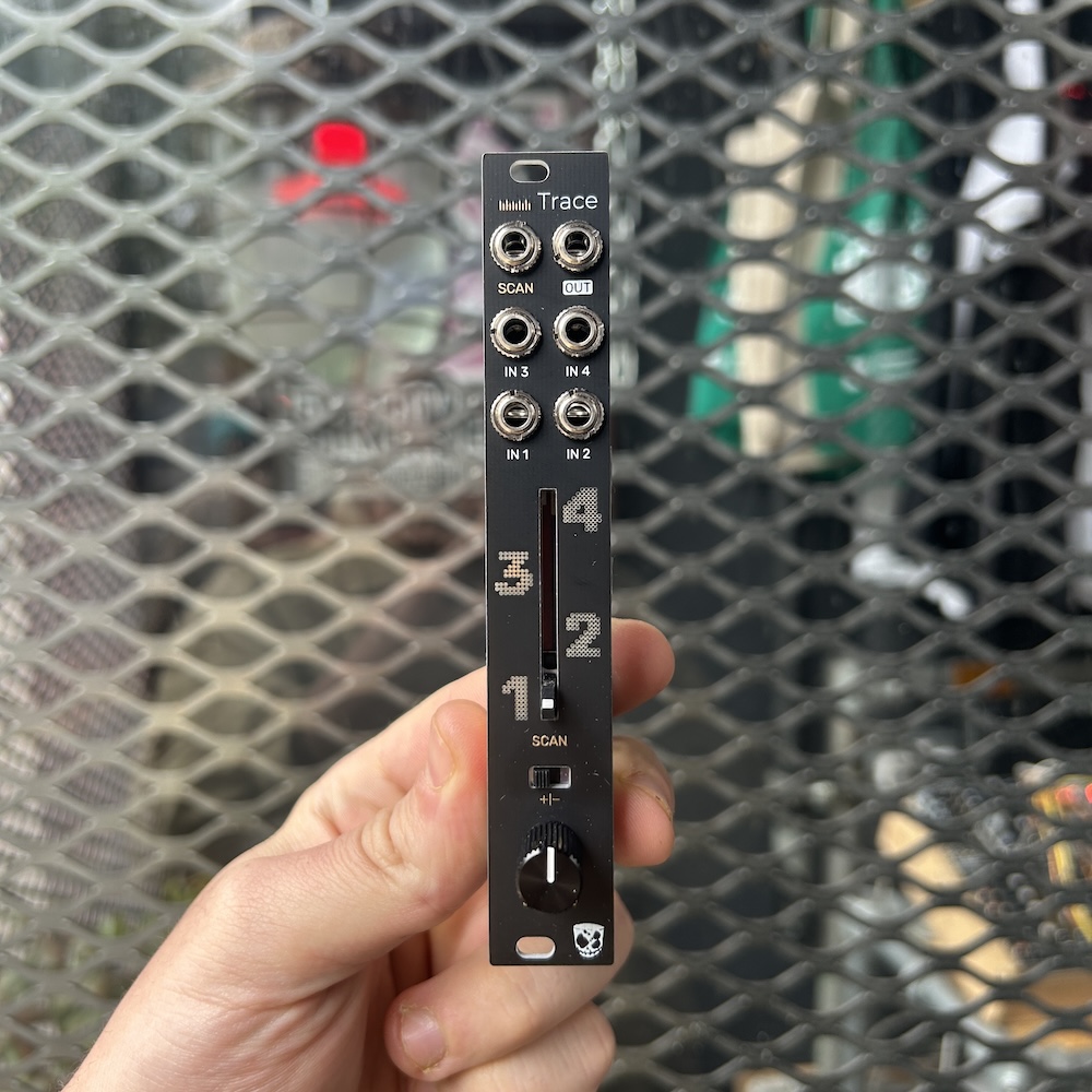 Vostok Instruments x DivKid Trace Eurorack Interpolating Scanner Module [B-Stock]