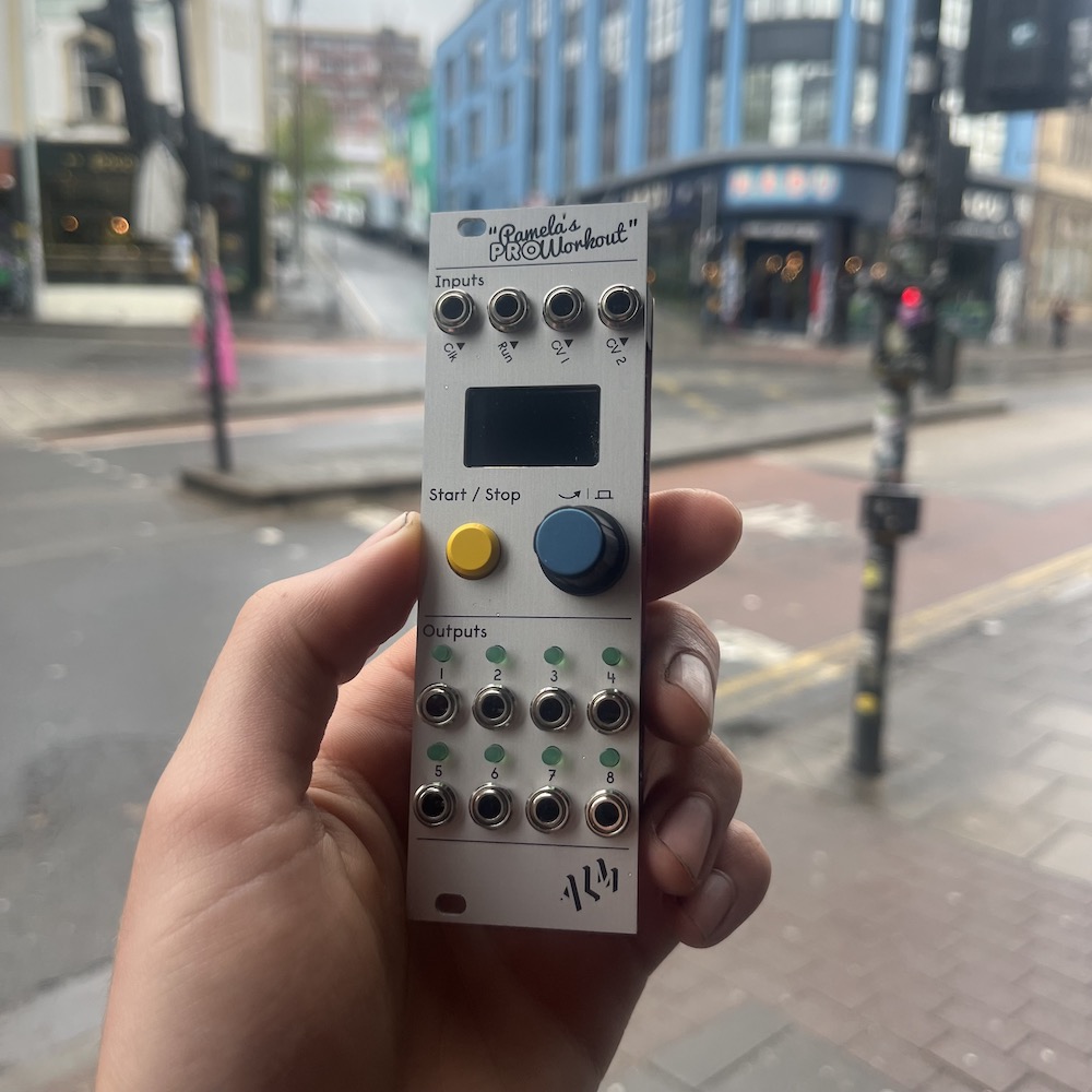 ALM Busy Circuits Pamela’s Pro Workout Eurorack Clock and Modulation Module [B-Stock]